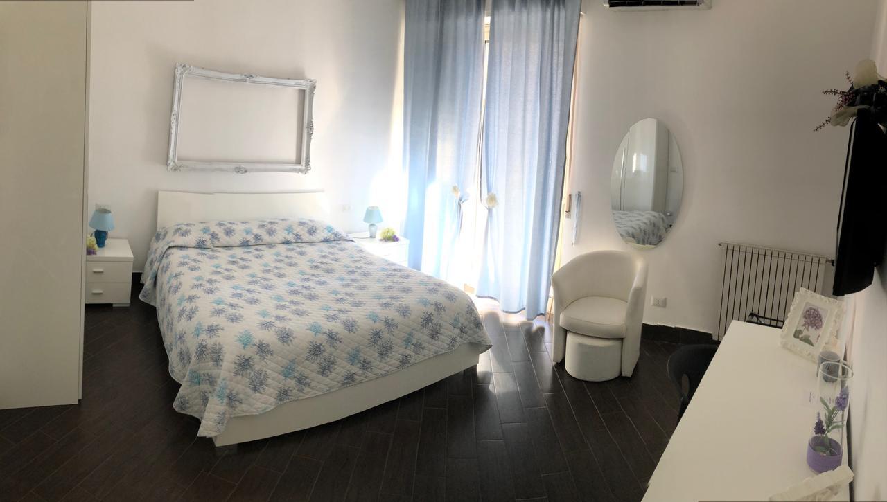 B&B Rosaly San Cataldo  Buitenkant foto