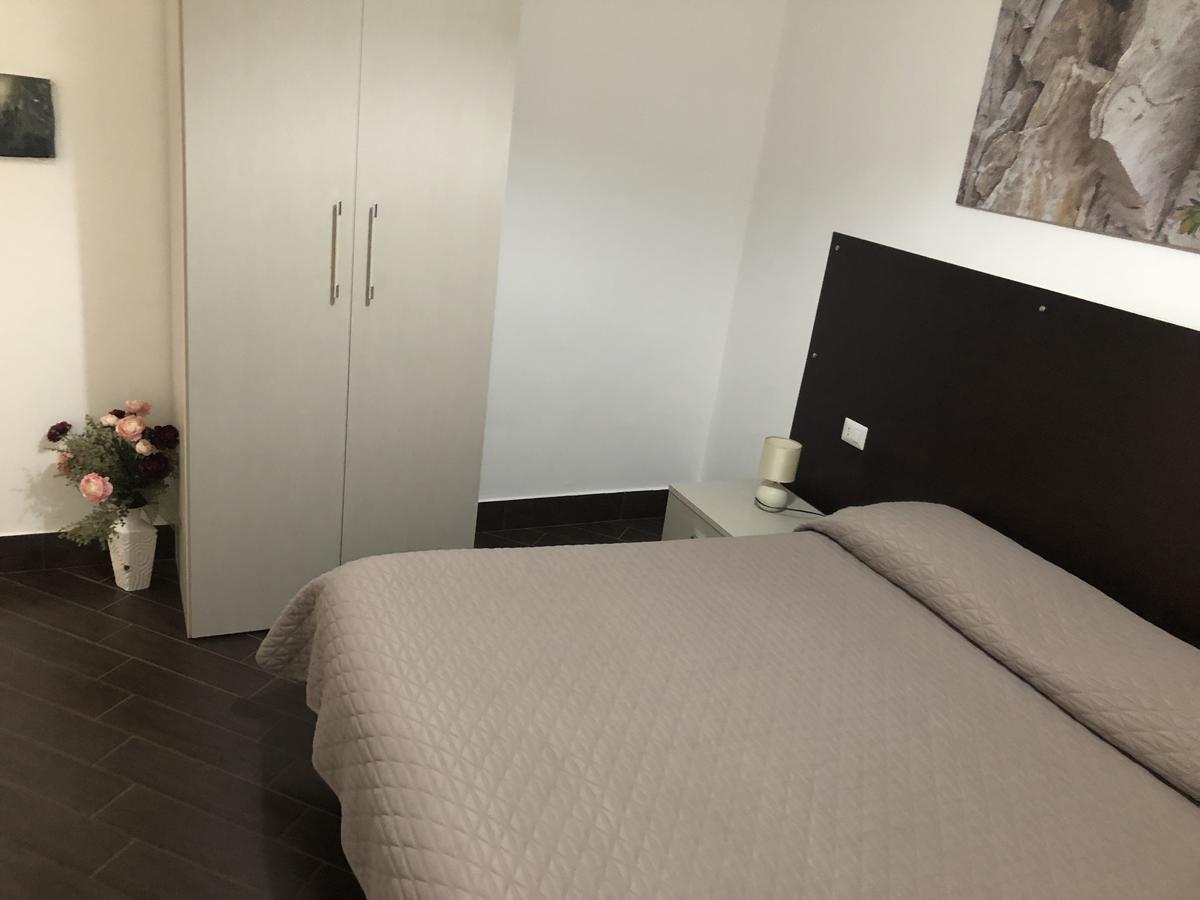 B&B Rosaly San Cataldo  Buitenkant foto