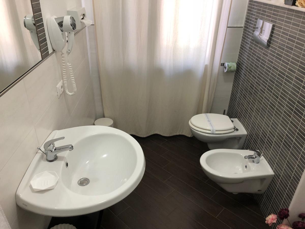 B&B Rosaly San Cataldo  Buitenkant foto