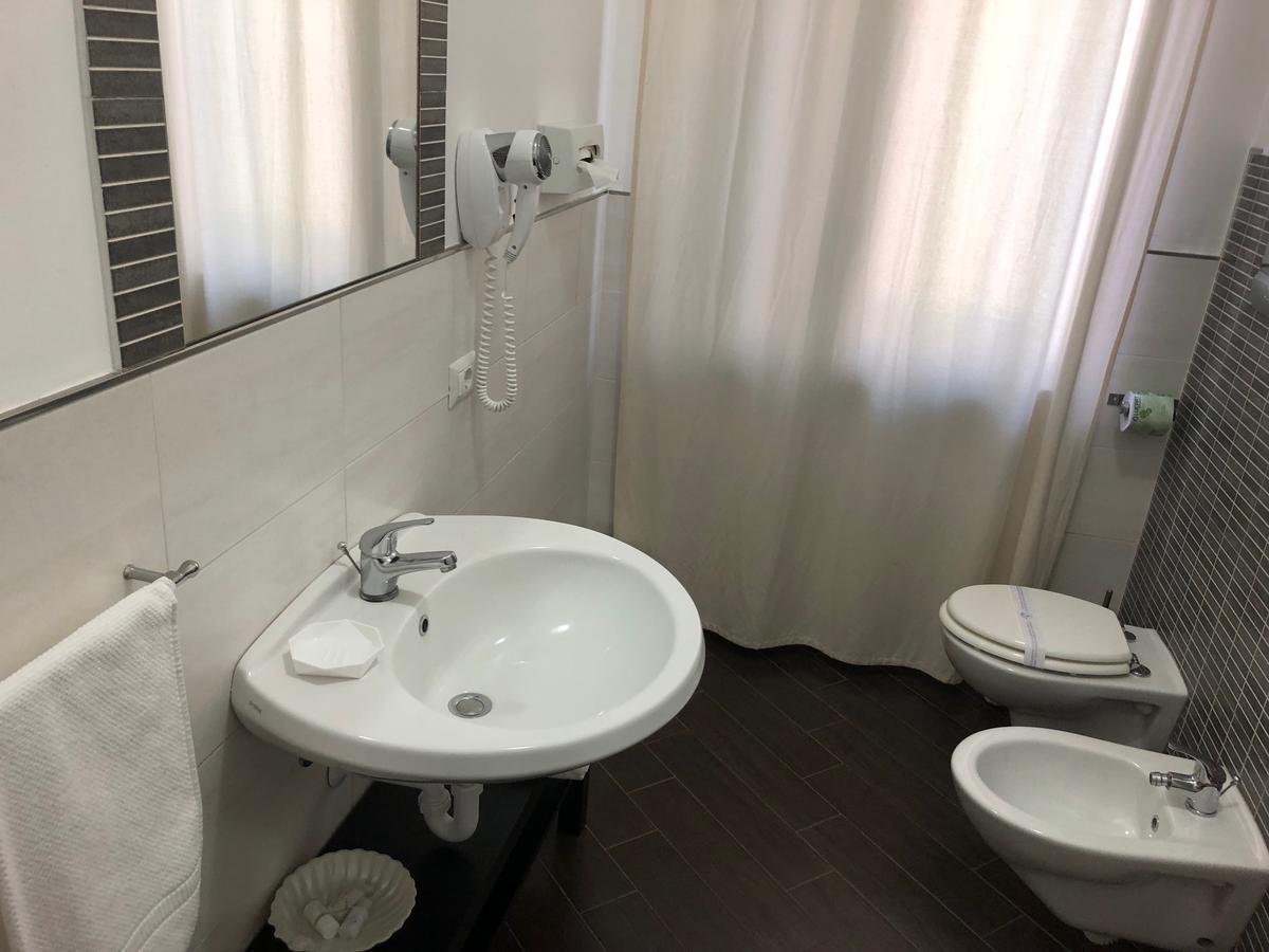 B&B Rosaly San Cataldo  Buitenkant foto
